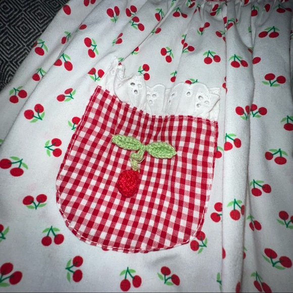 Vintage cherry 🍒 print dress - Picture 3 of 7